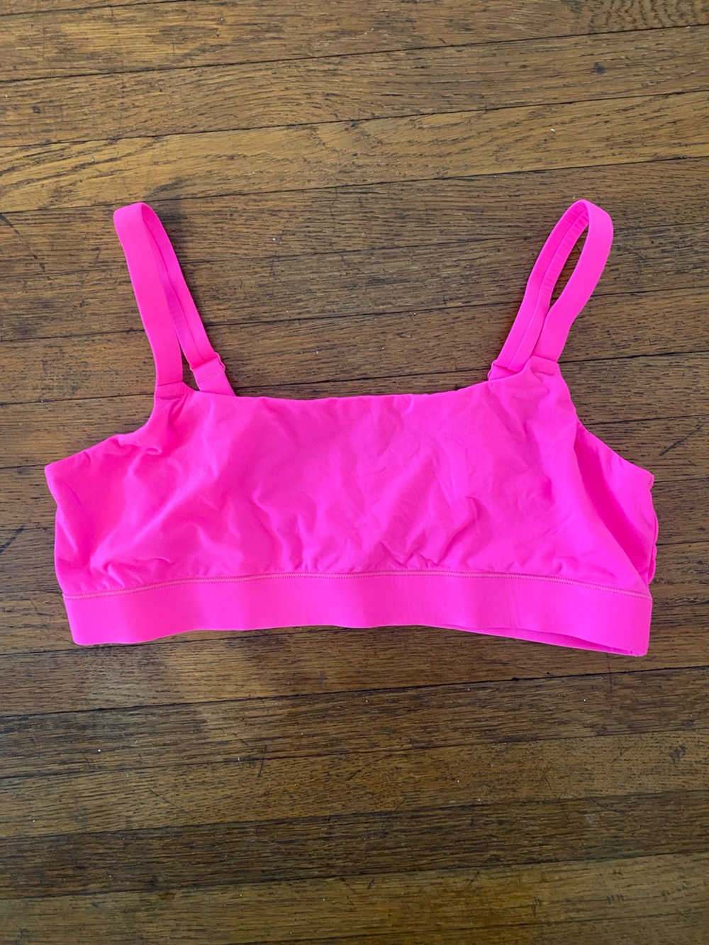 SKIMS Fits Everybody Scoop Neck Bralette Neon Pink